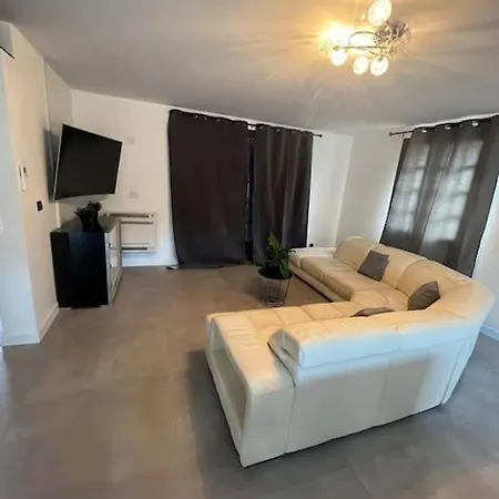 빌라 Batisse Provencale