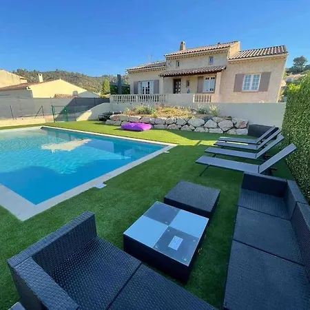 Batisse Provencale