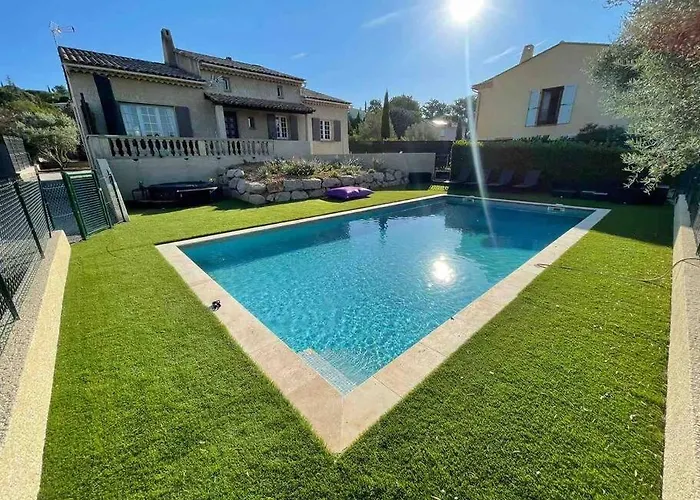 Bâtisse Provençale